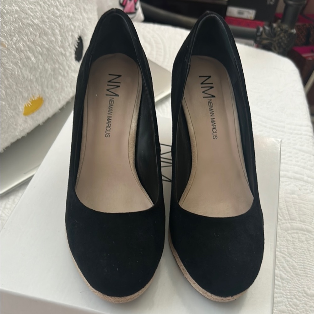 Neiman Marcus Black Espadrille Elegant Suede Design